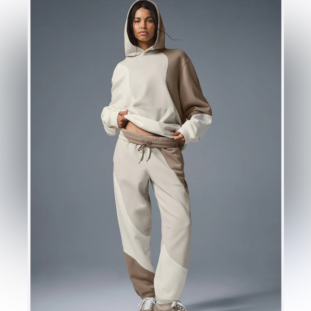 ALO Yoga Two-Tone Beige and Taupe Hooded Sweatshirt